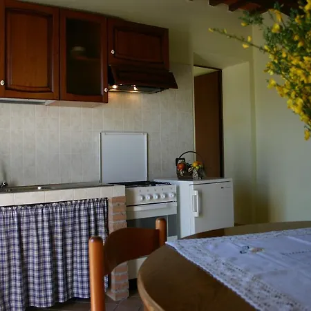 Il Poggiolo Agroturismo *